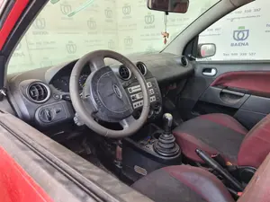 FORD FIESTA (CBK) foto 5