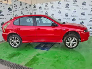 SEAT LEON (1M1) foto 3