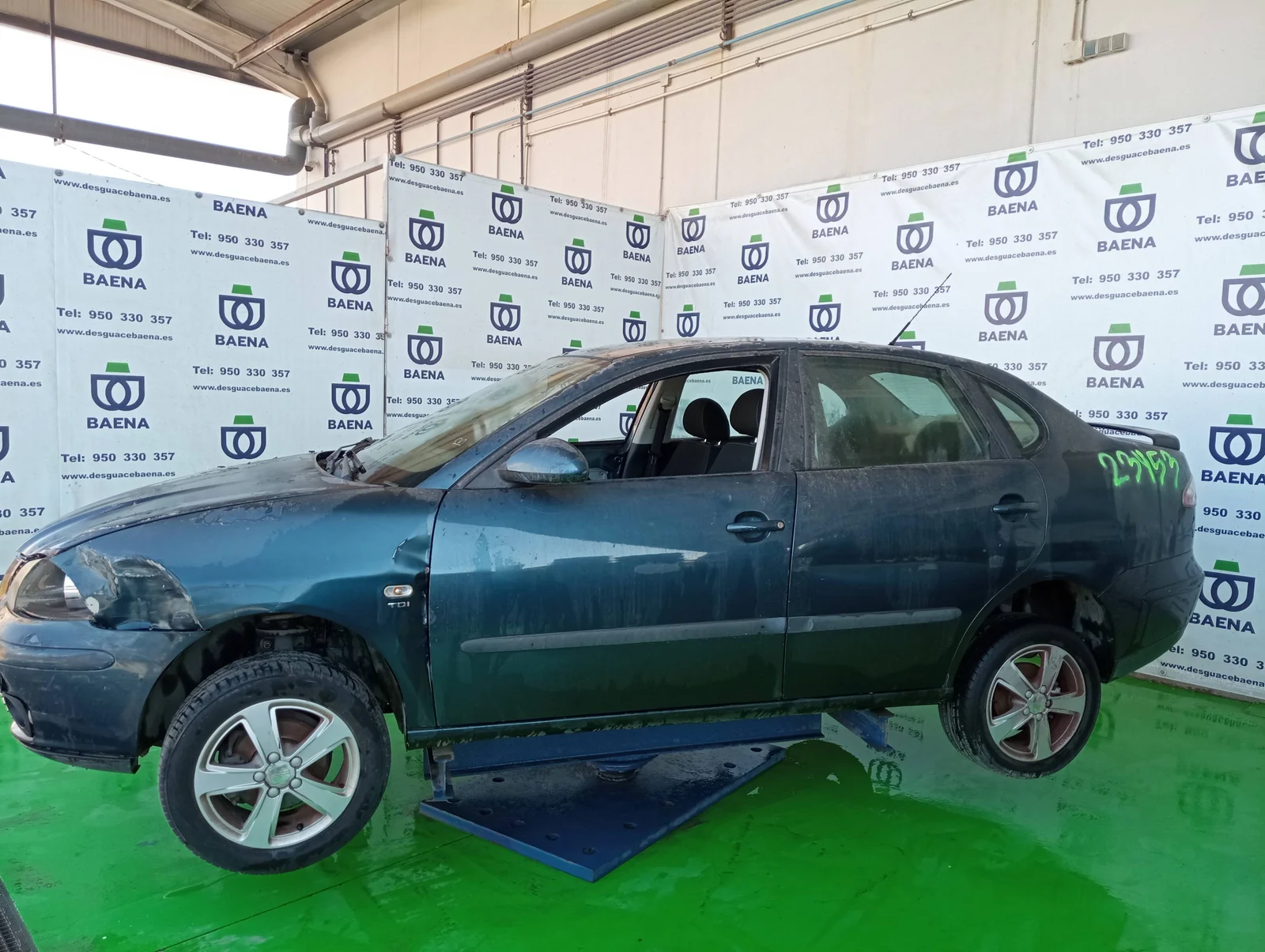 SEAT CORDOBA BERLINA (6L2)