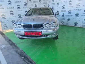 JAGUAR X-TYPE foto 1