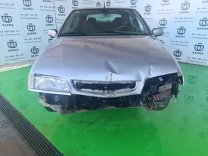 CITROEN XANTIA BERLINA foto 4