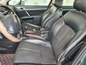 PEUGEOT 407 foto 5