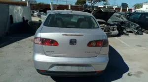 SEAT CORDOBA BERLINA (6L2) foto 2