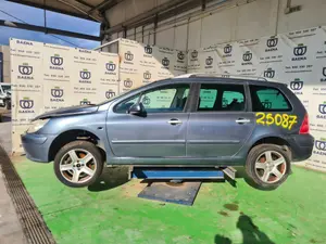 PEUGEOT 307 (S1)(04.2001) foto 2