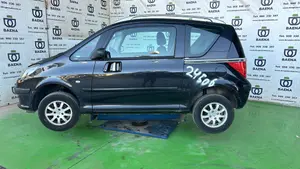 PEUGEOT 1007 foto 2