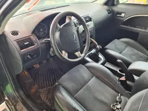 FORD MONDEO BERLINA (GE) foto 6