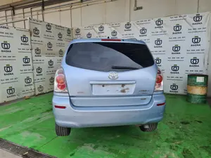 TOYOTA COROLLA VERSO (R1) foto 3