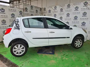RENAULT CLIO II SYMBOL foto 4