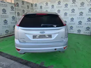 FORD FOCUS BERLINA (CAP) foto 6