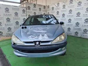 PEUGEOT 206 foto 1