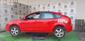 FORD FOCUS BERLINA (CAP) foto 7