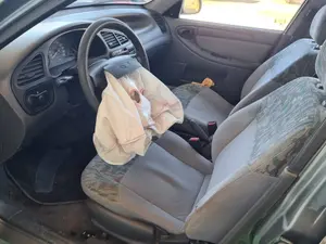 DAEWOO LANOS foto 4