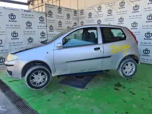 FIAT II PUNTO (188) BERLINA foto 6