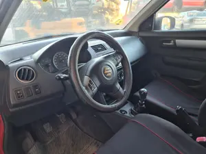 SUZUKI SWIFT BERLINA (RS/MZ) foto 3