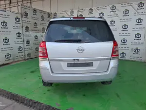 OPEL ZAFIRA B foto 3