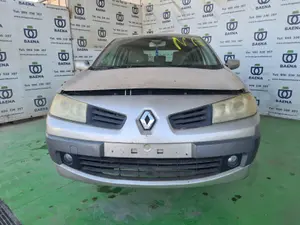 RENAULT MEGANE II BERLINA 5P foto 1