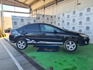 PEUGEOT 407 foto 4