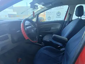 FIAT GRANDE PUNTO (199) foto 4