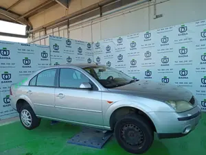 FORD MONDEO BERLINA (GE) foto 3