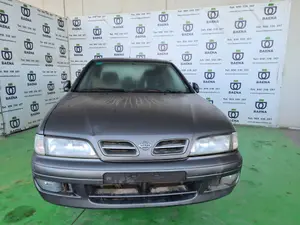 NISSAN PRIMERA BERLINA (P11) foto 2