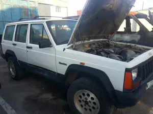 CHRYSLER JEEP CHEROKEE (J) foto 1