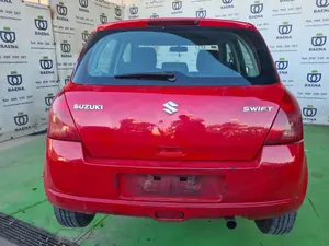 SUZUKI SWIFT BERLINA (RS/MZ) foto 4