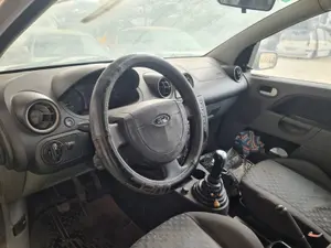 FORD FIESTA (CBK) foto 4