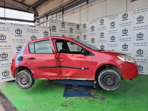 RENAULT CLIO III foto 7