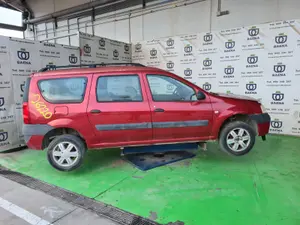 DACIA LOGAN 1 foto 4