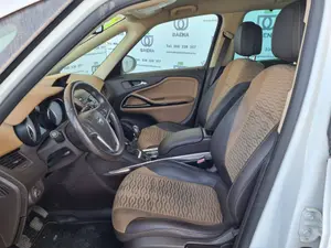 OPEL ZAFIRA C TOURER foto 3