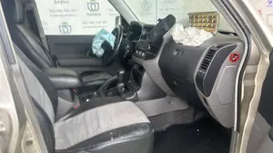 MITSUBISHI MONTERO (V60/V70) foto 5