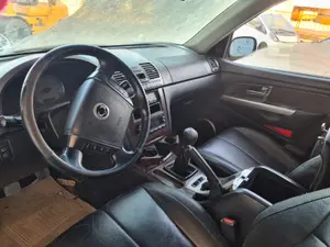 SSANGYONG REXTON foto 3