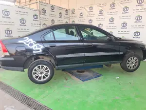 VOLVO S60 BERLINA foto 7