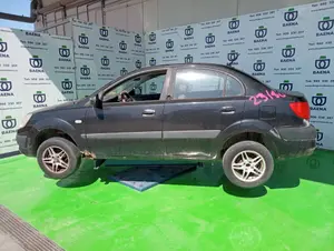 KIA RIO (JB) foto 1