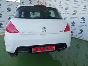 PEUGEOT 308 foto 3