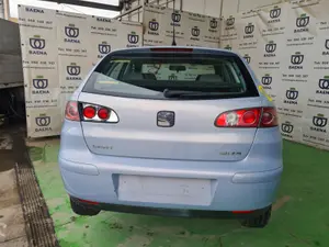 SEAT IBIZA (6L1) foto 4