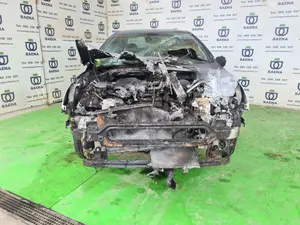 PEUGEOT 407 foto 2