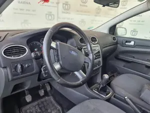 FORD FOCUS BERLINA (CB4) foto 3