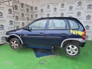 OPEL CORSA B foto 5