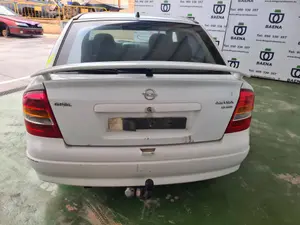 OPEL ASTRA G BERLINA foto 4