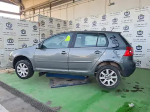 VOLKSWAGEN GOLF V (1K1)(10.2003) foto 5