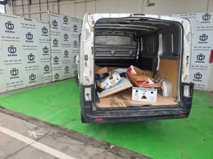 RENAULT TRAFIC III FURGÓN foto 3