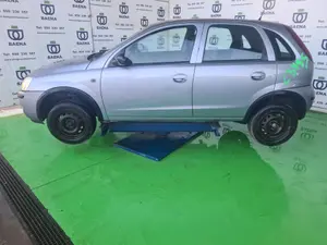 OPEL CORSA C foto 2