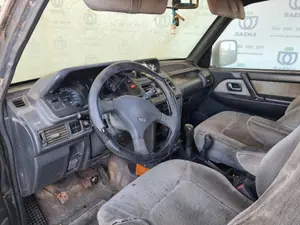 MITSUBISHI MONTERO (L040) foto 4