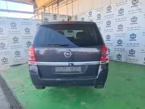 OPEL ZAFIRA B foto 3
