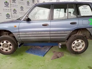 TOYOTA RAV4 FUNCRUISER (A1) foto 3