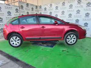 CITROEN C4 BERLINA foto 4