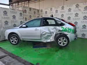 FORD FOCUS BERLINA (CAP) foto 5