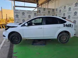 FORD FOCUS BERLINA (CAP) foto 4