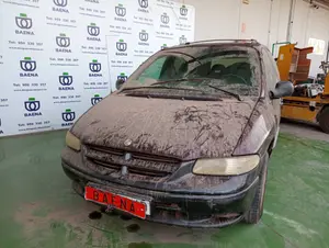 CHRYSLER VOYAGER GS foto 3